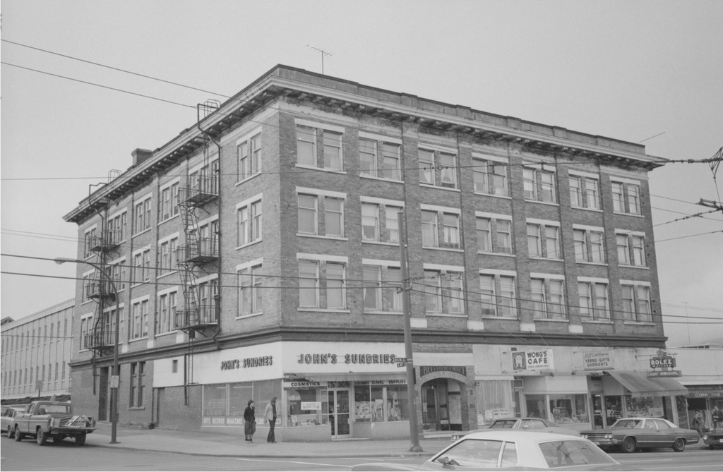Photo from City of Vancouver Archives CVA 1095-03272 - [2545 Main Street - Belvedere Court